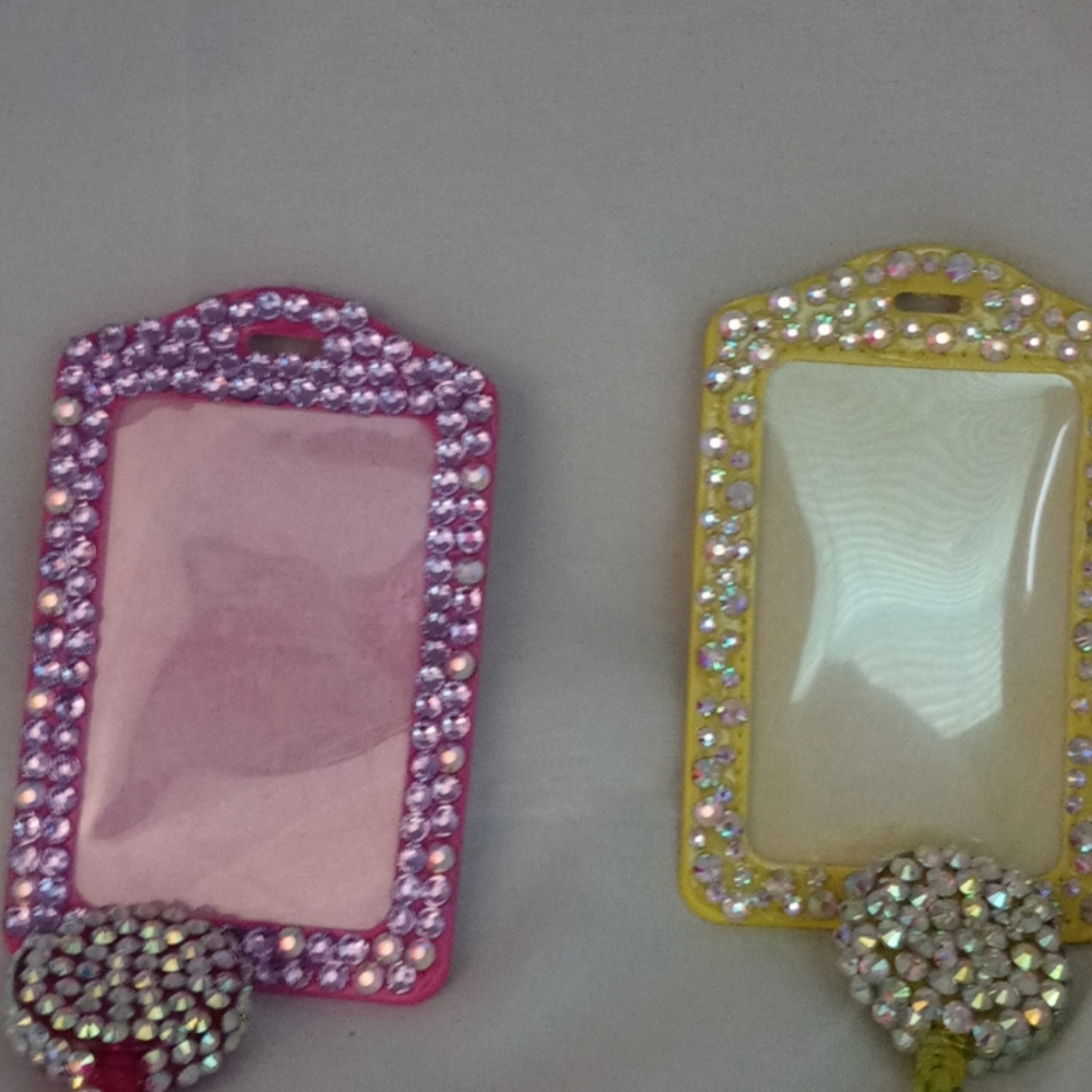 Name badge holder